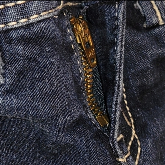 JUSTICE PREMIUM JEAN SHORTS - Picture 3 of 8